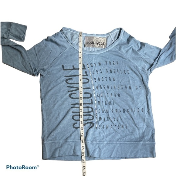 SOUL CYCLE find your soul long sleeve light blue graphic t-shirt size xs - Picture 4 of 5
